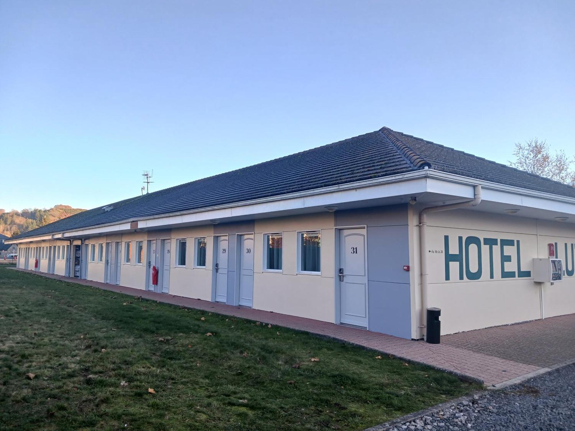 The Originals Access, Hotel Le Lutea Riom-ès-Montagne Eksteriør billede